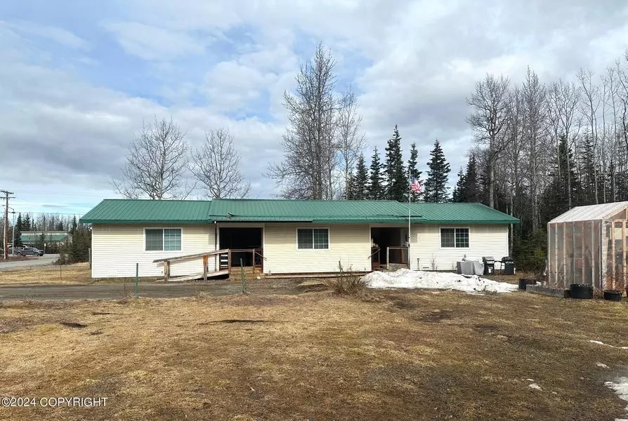 704 Highbush LN, Kenai, AK 99611