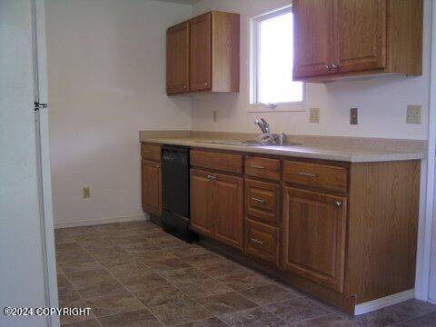Anchorage, AK 99502,8501 Greenhill WAY
