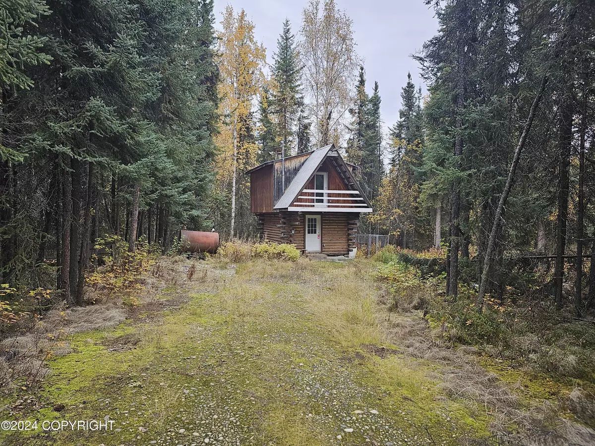 Fairbanks, AK 99709,970 E Chena Hills DR