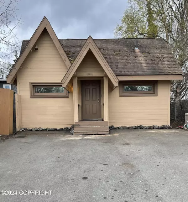 3729 McCain LOOP, Anchorage, AK 99503