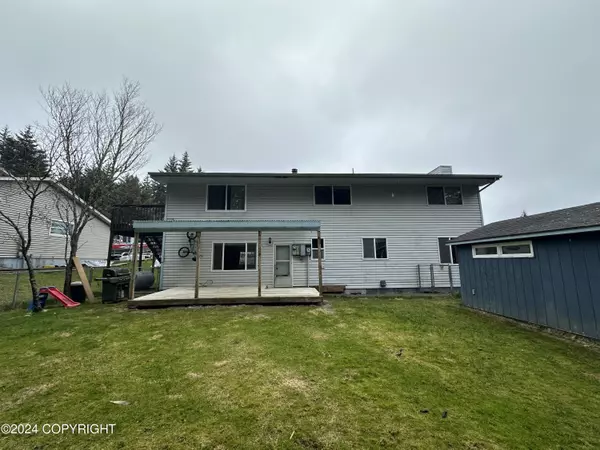 Kodiak, AK 99615,213 Murphy WAY