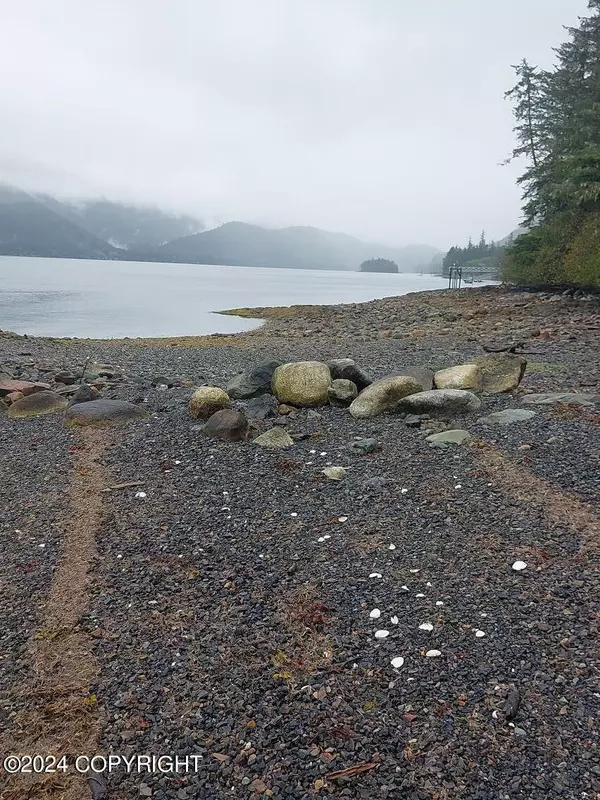 Craig, AK 99921,9 10 Port St. Nicholas RD