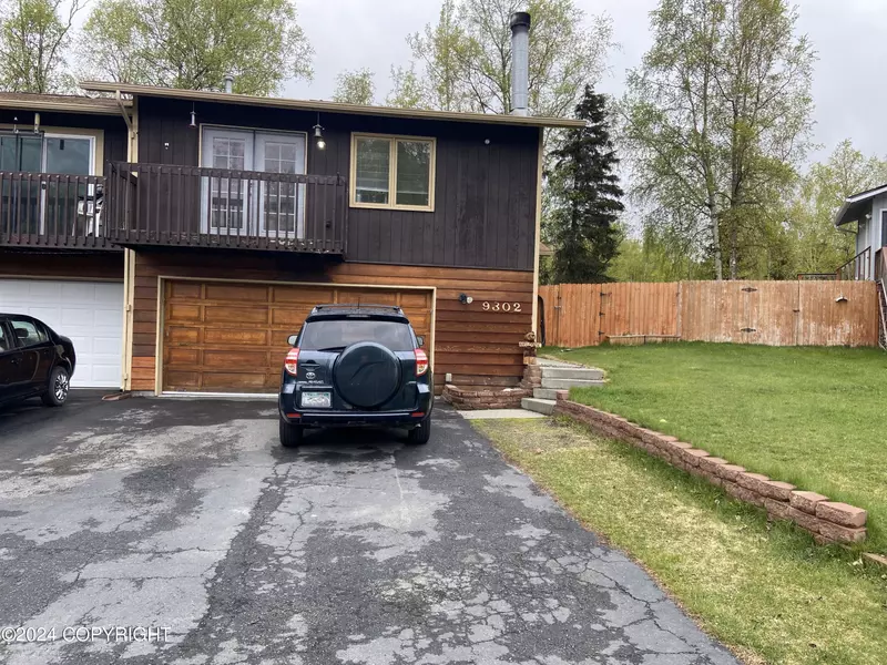 9302 Biorka CIR, Eagle River, AK 99577