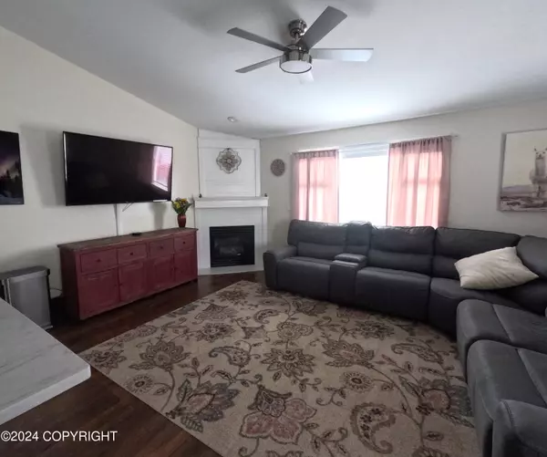 Anchorage, AK 99504,6003 Kody DR #24