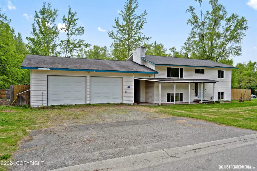 17916 Baronoff AVE, Eagle River, AK 99577