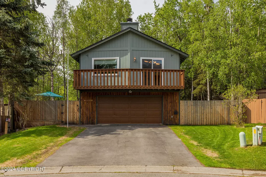 18650 Kings Point CIR, Eagle River, AK 99577