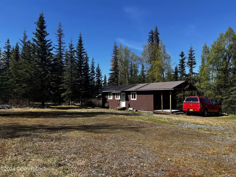 49144 Shadura RD, Soldotna, AK 99669