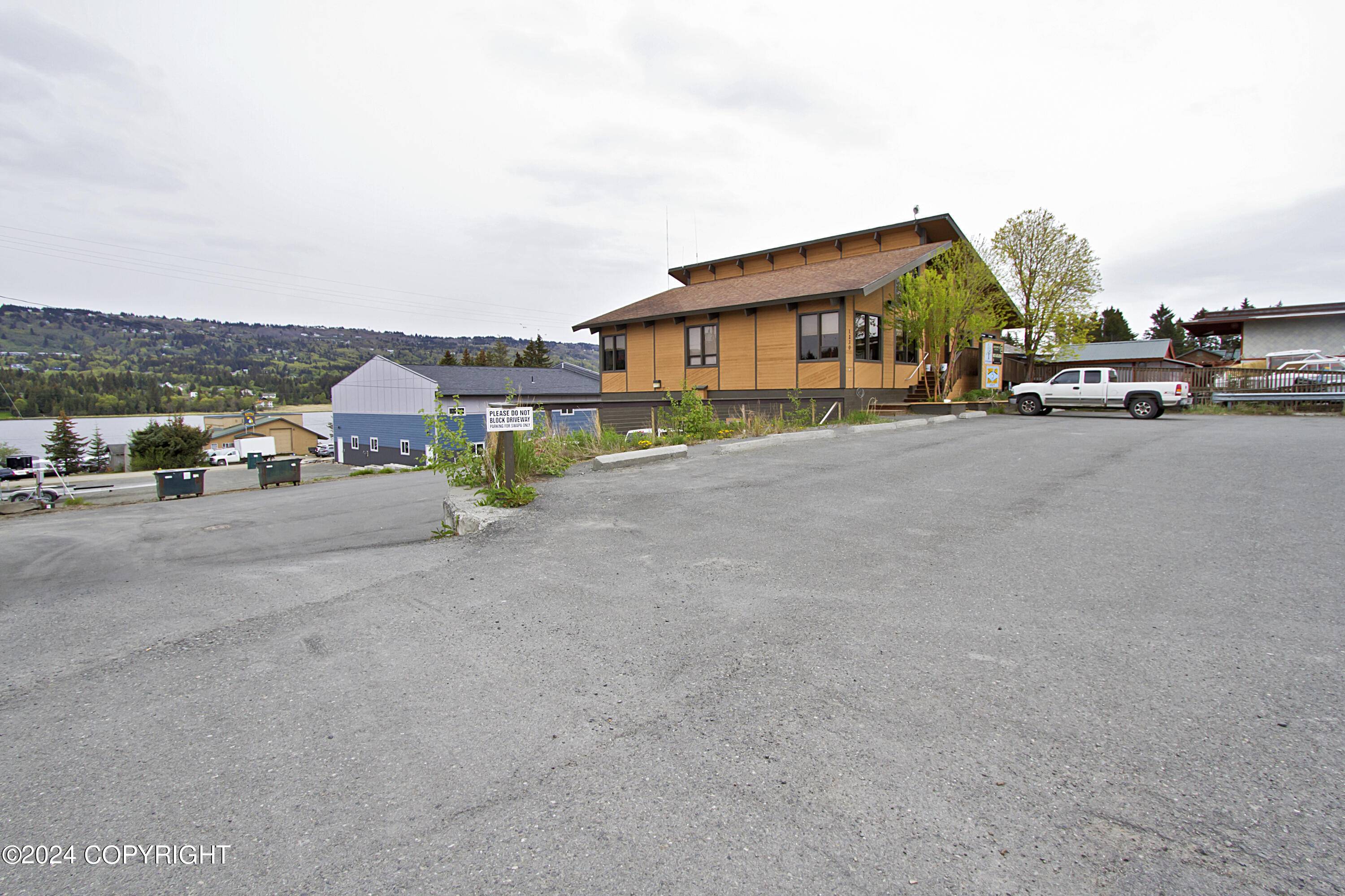 Homer, AK 99603,1230 Ocean DR