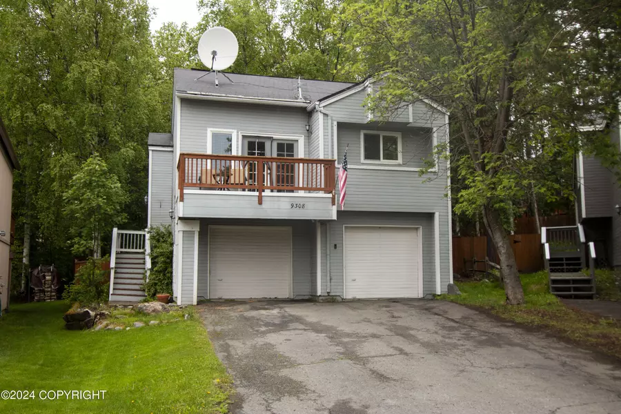 9308 Hall CIR, Eagle River, AK 99577