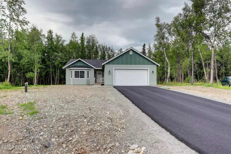 8445 S Mountain Top DR, Wasilla, AK 99645