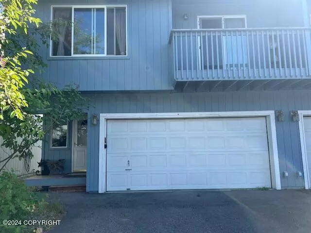 2516 Winter Ridge CT #12, Anchorage, AK 99507