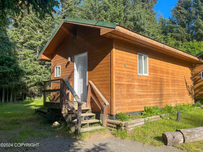 000 Cabin, Homer, AK 99603