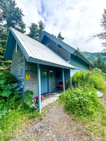 156 Donner DR, Girdwood, AK 99587