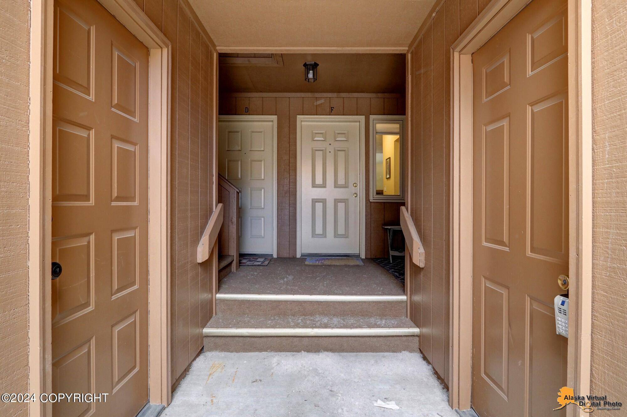 Anchorage, AK 99507,10224 Jamestown DR #4F