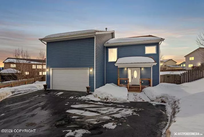 5976 Muirwood DR, Anchorage, AK 99502