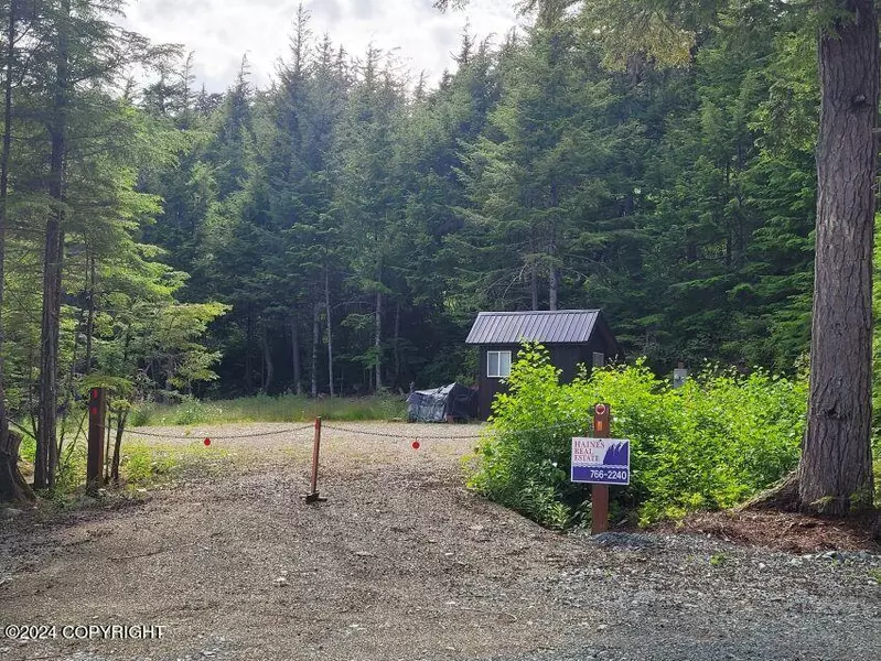 Lot 27 Otter RD, Haines, AK 99827