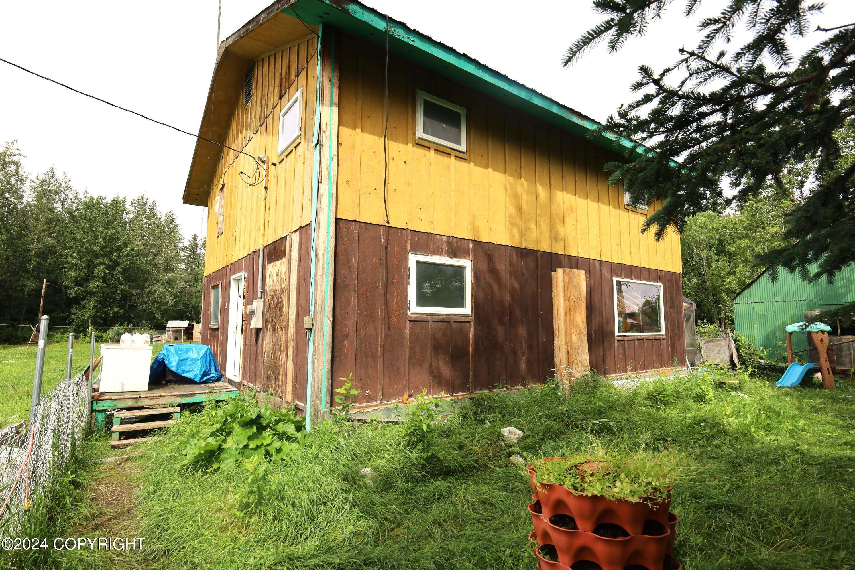 49 Mespelt ST, Mcgrath, AK 99627