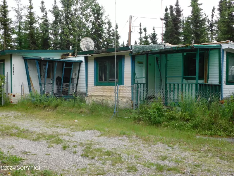 1422 Daniel ST, North Pole, AK 99705