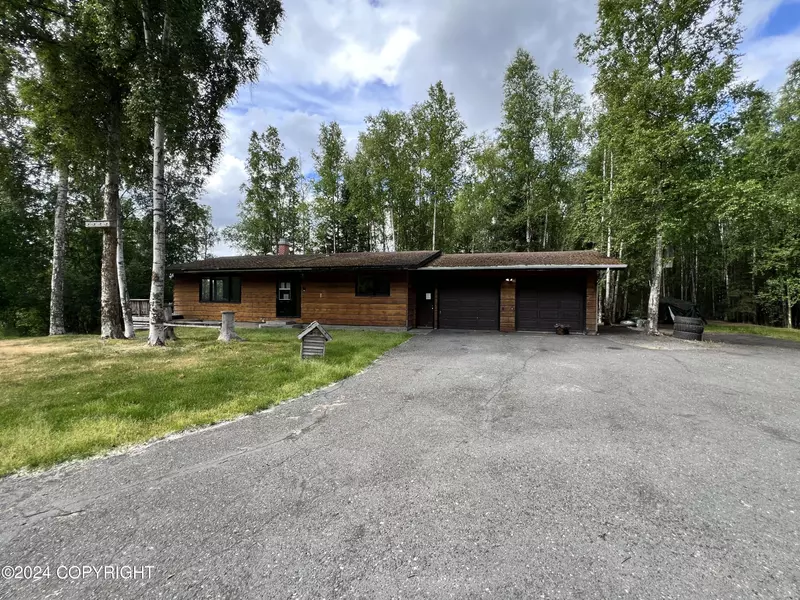 16760 Eagle River RD, Eagle River, AK 99577