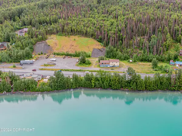 19504 Sterling HWY, Cooper Landing, AK 99572