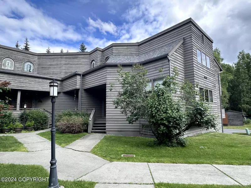 3001 Widgeon LN #8, Anchorage, AK 99508