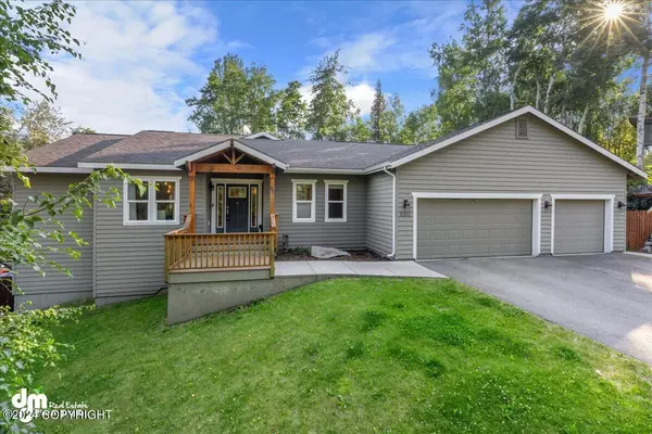 8510 Heather CIR, Anchorage, AK 99502