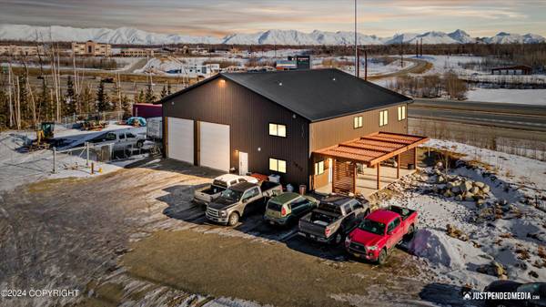 7917 E Matanuska Spur RD, Palmer, AK 99645