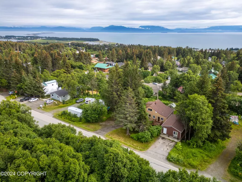 515 W Fairview AVE, Homer, AK 99603