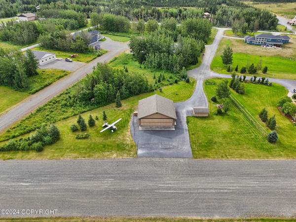 37830 Luscomb CIR, Sterling, AK 99672