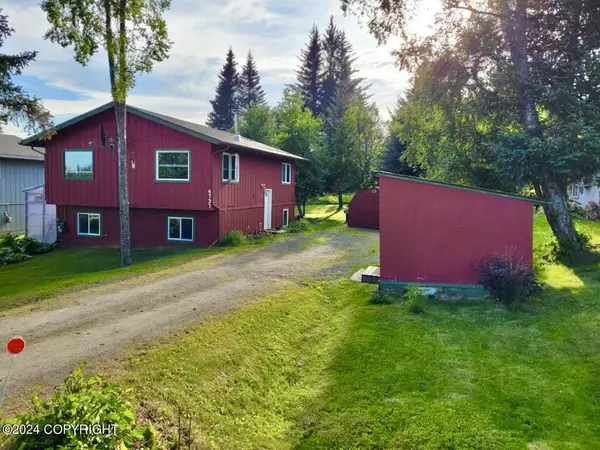 4737 Early Spring ST, Homer, AK 99603