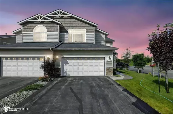 11329 Discovery View DR #94B, Anchorage, AK 99515
