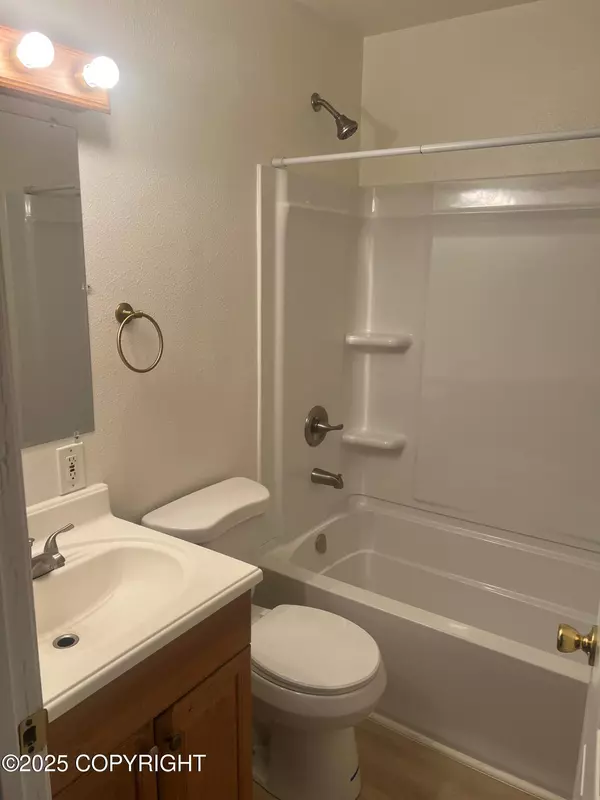 Anchorage, AK 99508,3124 Richmond AVE