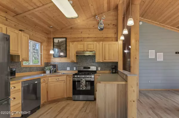 Nikiski/north Kenai, AK 99611,46120 Birch LN