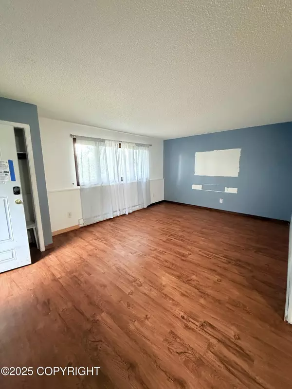 8612 Boundary AVE #L6, Anchorage, AK 99504