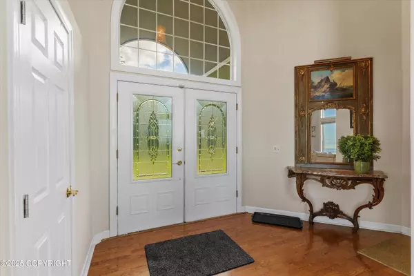 Anchorage, AK 99507,10341 Stroganof DR