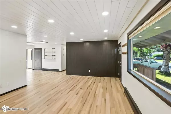 Anchorage, AK 99504,6124 E 22nd AVE