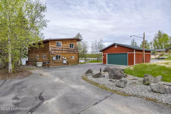Big Lake, AK 99623,4310 S Forecastle LN