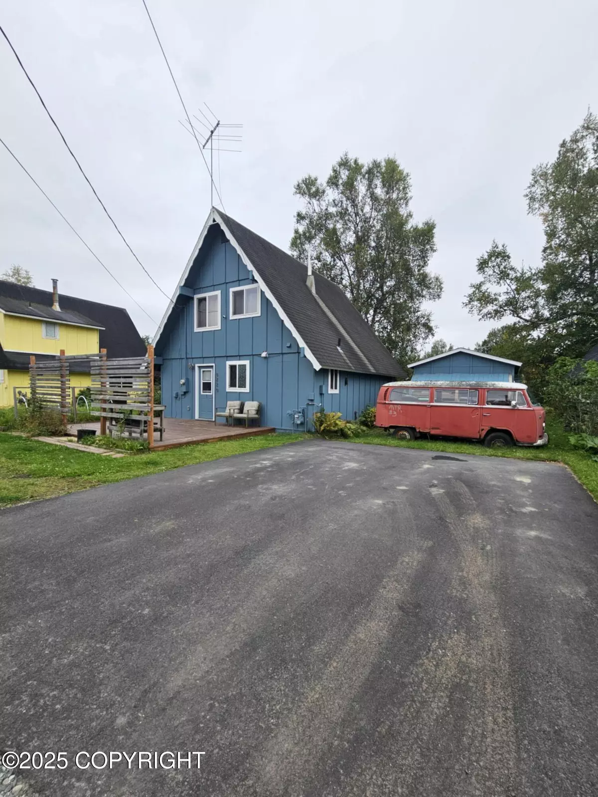 Anchorage, AK 99502,8220 Bout Tyme WAY