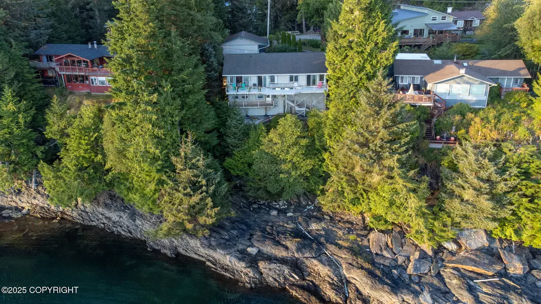 3736-3738 Justice CT, Ketchikan, AK 99901