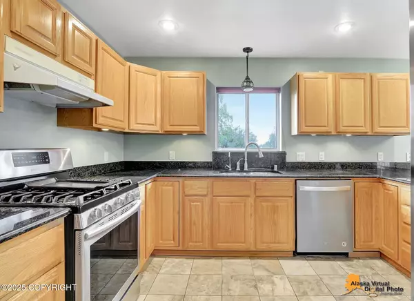 Anchorage, AK 99507,8520 Atkins PL