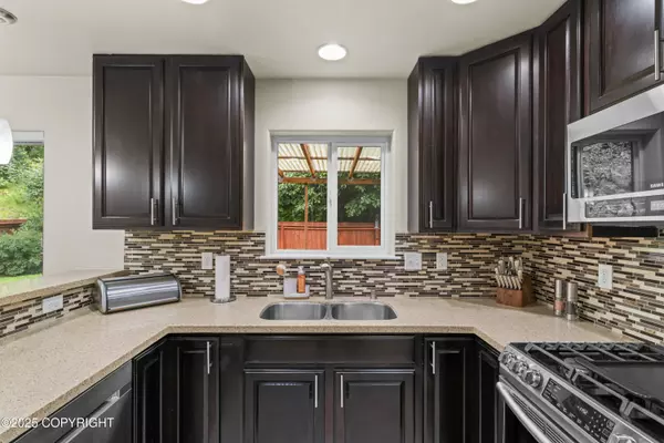 Anchorage, AK 99502,5705 Kenai Fjords LOOP