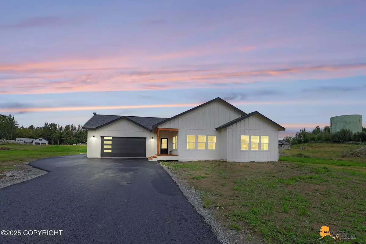 Palmer, AK 99645,11879 E Apple CIR