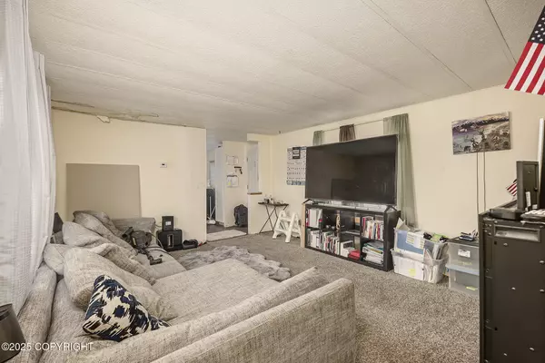 Anchorage, AK 99504,822 Cherry ST