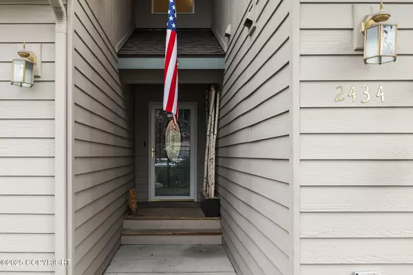 Anchorage, AK 99504,2434 Hillbrook CIR