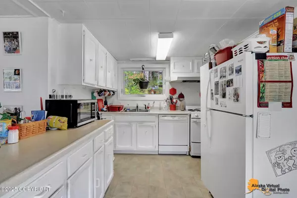 Anchorage, AK 99507,2121 Tudor Hills CT