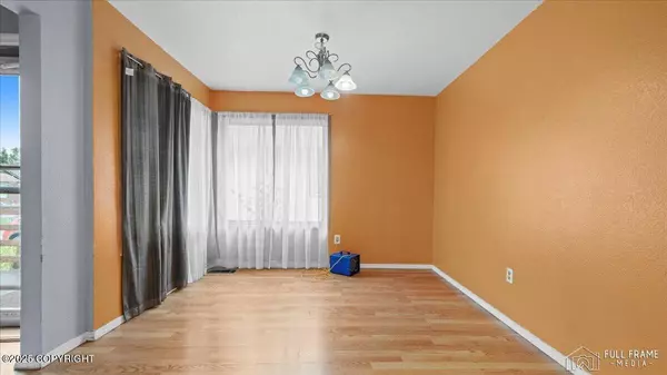 Anchorage, AK 99507,10110 Salix CIR