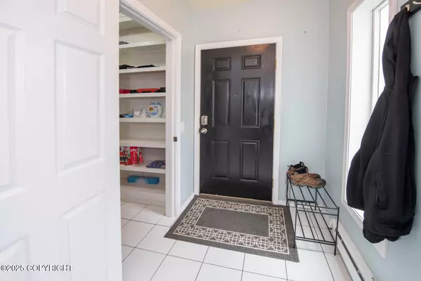 Anchorage, AK 99517,2632 Forest Park DR #115