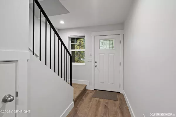 Chugiak, AK 99567,21049 Sparkle DR