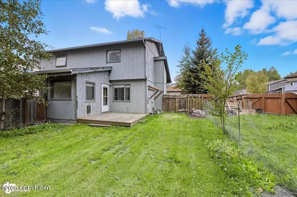 Anchorage, AK 99515,10521 Boysen Berry PL