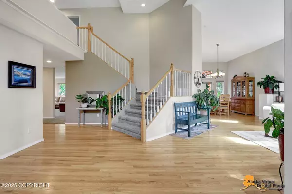 Anchorage, AK 99515,3421 Southbluff CIR